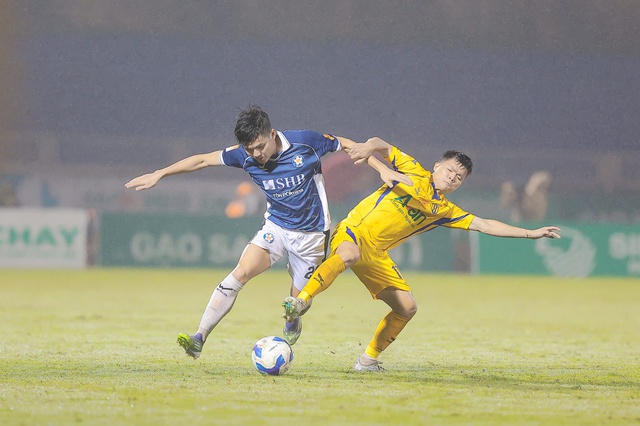 Đặng Anh Tuấn nuôi khát vọng hồi sinh cùng đội bóng sông Hàn- Ảnh 3. Đặng Anh Tuấn nuôi khát vọng hồi sinh cùng đội bóng sông Hàn- Ảnh 3.