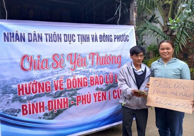 Người Đà Nẵng hướng về vùng lũ: Từ nơi nhận quà cứu trợ thành nơi sẻ chia - Ảnh 4.