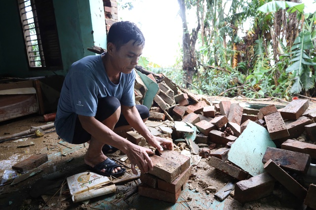 មជ្ឈមណ្ឌលទឹកជំនន់ចាស់ Phu Yen ងើបពីបាក់បែកក្រោយទឹកជំនន់ជាប្រវត្តិសាស្ត្រ - រូបថត ១៤.