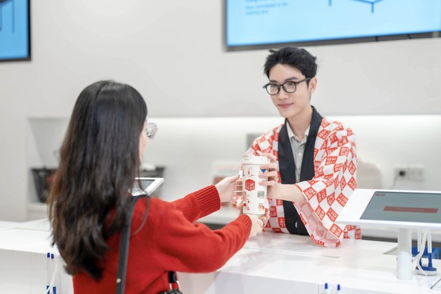 6 năm tại Việt Nam, UNIQLO tạo dựng sự gắn kết &iacute;t thương hiệu n&agrave;o đạt được - Ảnh 3.