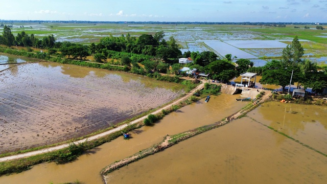 Giải pháp chống ngập lụt ĐBSCL: Sụt lún đất và hướng đi thuận thiên - Ảnh 5. Giải pháp chống ngập lụt ĐBSCL: Sụt lún đất và hướng đi thuận thiên - Ảnh 5.