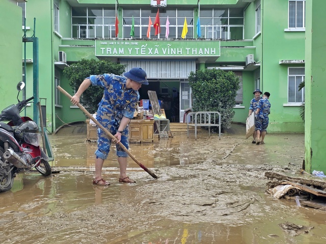 Khánh Hòa hỗ trợ 60 triệu đồng/hộ bị sập nhà- Ảnh 2. Khánh Hòa hỗ trợ 60 triệu đồng/hộ bị sập nhà- Ảnh 2.