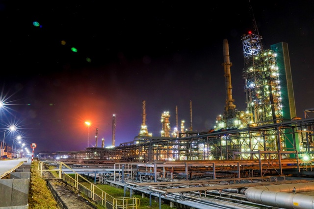 Công ty CP Lọc hóa dầu Bình Sơn đạt doanh thu 130.520 tỉ đồng- Ảnh 1. Công ty CP Lọc hóa dầu Bình Sơn đạt doanh thu 130.520 tỉ đồng- Ảnh 1.