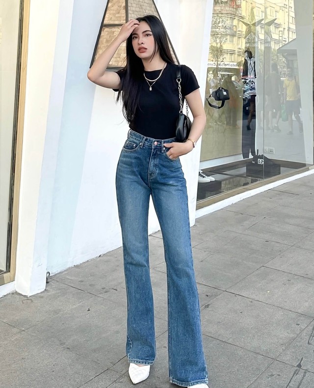 Quần denim ống loe khuấy đảo đường phố, khẳng định đẳng cấp cá tính- Ảnh 4.