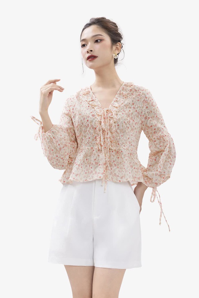 Diện trang phục bèo nhún biến nàng thành quý cô sành điệu tức thì Diện trang phục bèo nhún biến nàng thành quý cô sành điệu tức thì- Ảnh 7.