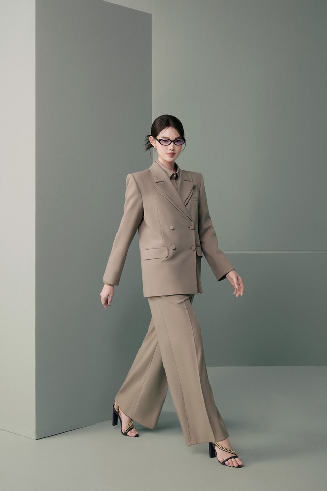 Tái định nghĩa sự thanh lịch với những bộ suit cách điệu - Ảnh 3.