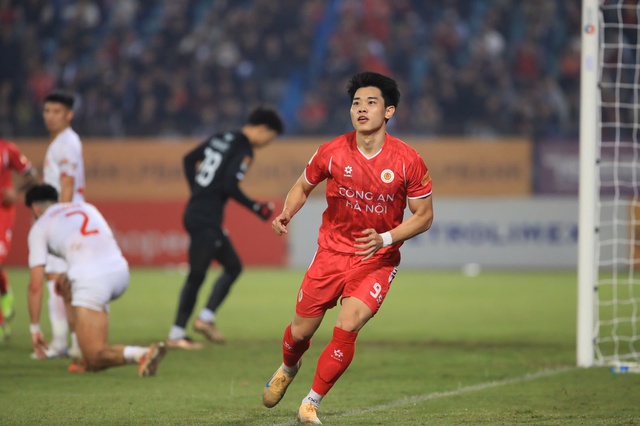 Lịch thi đấu kịch tính V-League hôm nay: Đại chiến đỉnh bảng, gay cấn HAGL quyết chiến Đà Nẵng- Ảnh 2. Lịch thi đấu kịch tính V-League hôm nay: Đại chiến đỉnh bảng, gay cấn HAGL quyết chiến Đà Nẵng- Ảnh 2.