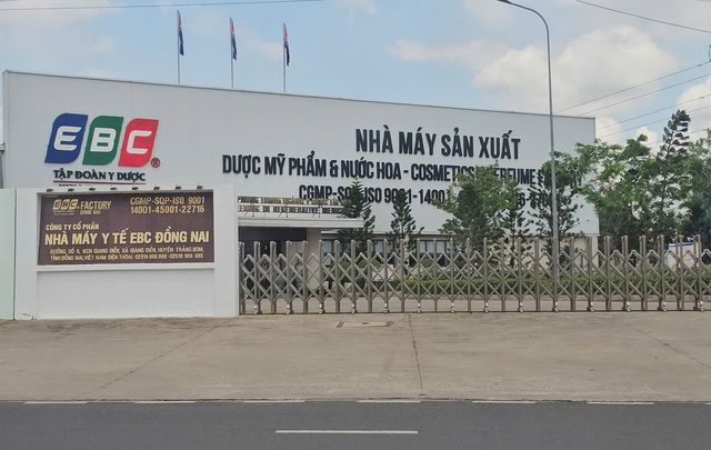 Cty sản xuất kem chống nắng giả cho chồng Đoàn Di Băng bán đang nợ bảo hiểm  - Ảnh 1.