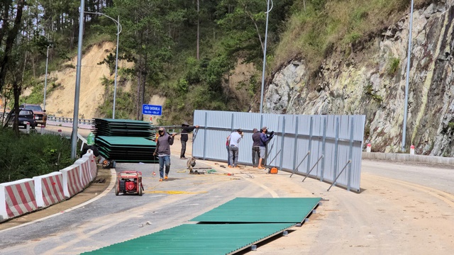 Đèo Prenn Đà Lạt sau hơn 1 năm nâng cấp bị sụt lún nghiêm trọng- Ảnh 8. Đèo Prenn Đà Lạt sau hơn 1 năm nâng cấp bị sụt lún nghiêm trọng- Ảnh 8.