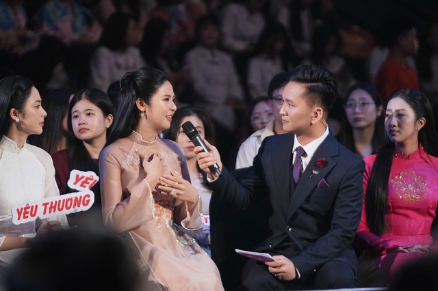 Hoa hậu Ngọc Hân chia sẻ sự thay đổi sau sinh và tham gia gala từ thiện - Ảnh 2. Hoa hậu Ngọc Hân chia sẻ sự thay đổi sau sinh và tham gia gala từ thiện - Ảnh 2.