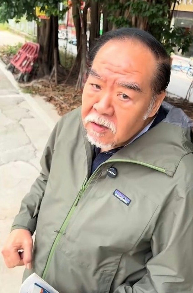 'Vinh thịt lợn' Trịnh Tắc Sĩ b&aacute;c tin qua đời, sống trong khu ổ chuột - Ảnh 2.