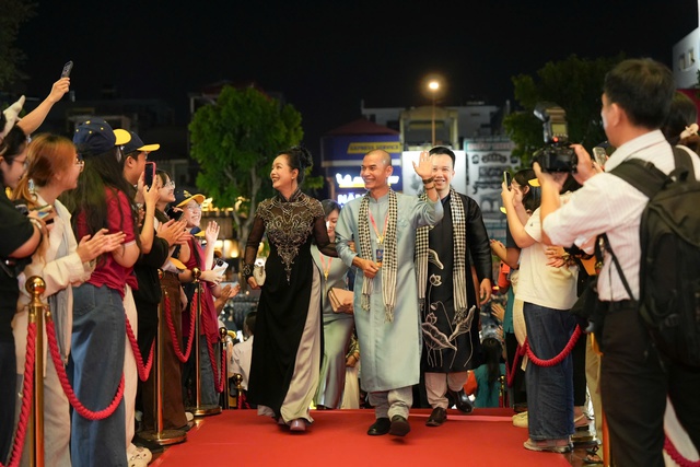 Dấu ấn Li&ecirc;n hoan phim Việt Nam lần thứ 24 v&agrave; tương lai điện ảnh nước nh&agrave; - Ảnh 2.