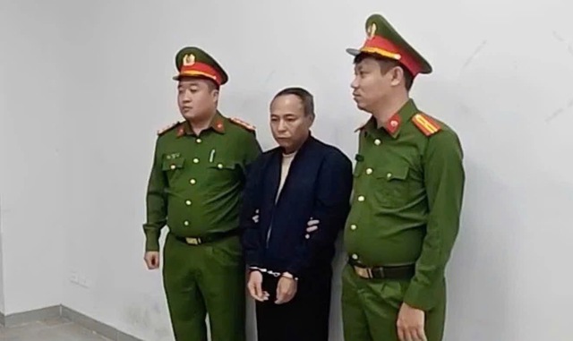 Bắt cựu Ph&oacute; viện trưởng Viện Ph&aacute;p y t&acirc;m thần T.Ư Dương Văn Lương - Ảnh 1.