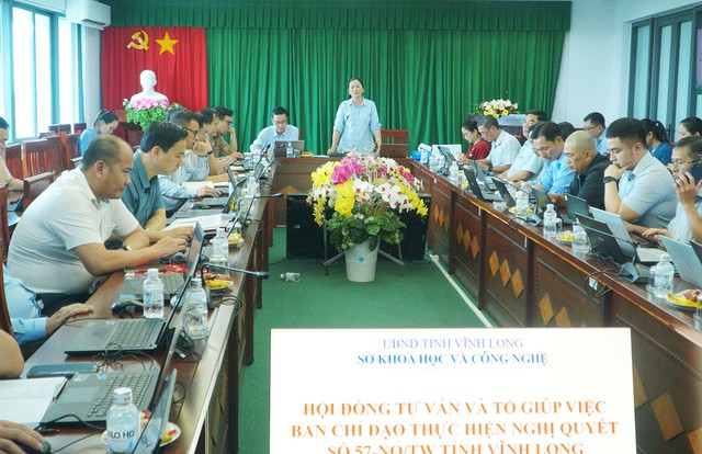 Vĩnh Long chú trọng công tác đào tạo nguồn nhân lực chất lượng cao- Ảnh 2. Vĩnh Long chú trọng công tác đào tạo nguồn nhân lực chất lượng cao- Ảnh 2.
