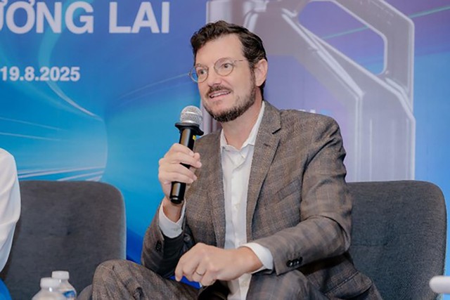 Motul mở lối với công nghệ dầu gốc hoàn nguyên cho xe hybrid- Ảnh 2.
Motul mở lối với công nghệ dầu gốc hoàn nguyên cho xe hybrid- Ảnh 2.