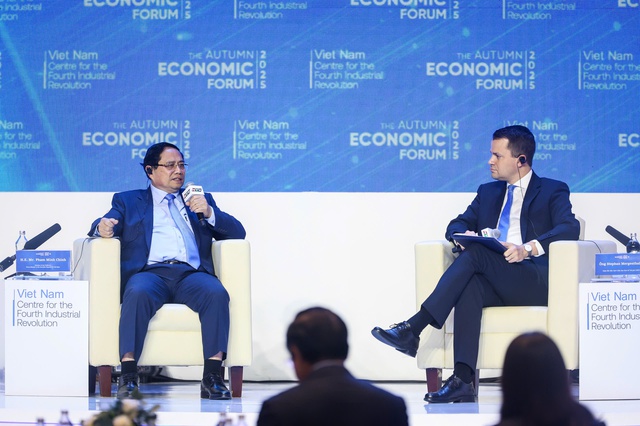 TP.HCM phải tiên phong chuyển đổi xanh, chuyển đổi số- Ảnh 2. TP.HCM phải tiên phong chuyển đổi xanh, chuyển đổi số- Ảnh 2.