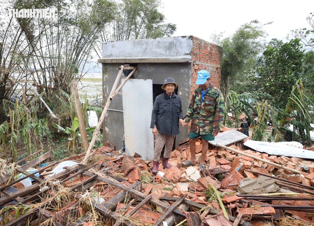 Rốn lũ hòa Thịnh tan hoang và những bàn tay nghĩa tình giúp người dân vực dậy - Ảnh 3.