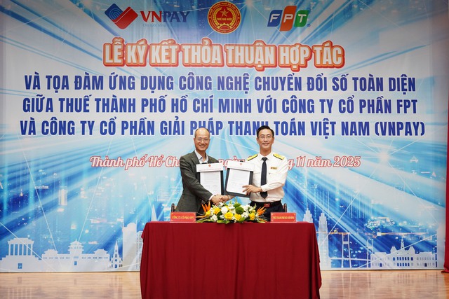 FPT hợp tác với Thuế TP.HCM ứng dụng AI để hỗ trợ người nộp thuế- Ảnh 1. FPT hợp tác với Thuế TP.HCM ứng dụng AI để hỗ trợ người nộp thuế- Ảnh 1.