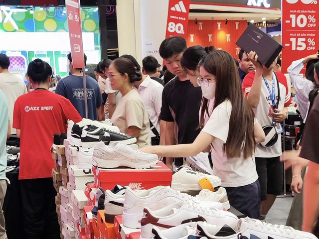 Người trẻ thất vọng với Black Friday vì lý do này... - Ảnh 3.