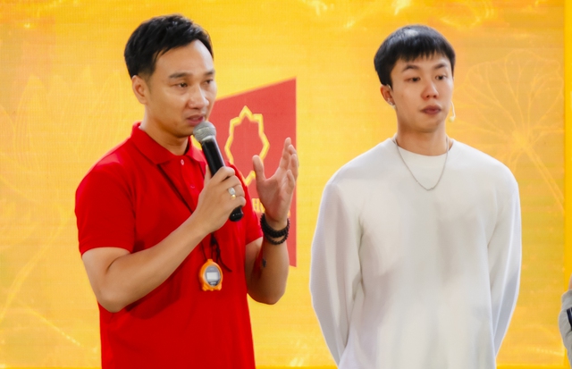 - Ảnh 1. Con trai Vân Dung bị nhắc nhở về cách xưng hô trên truyền hình - Ảnh 1.