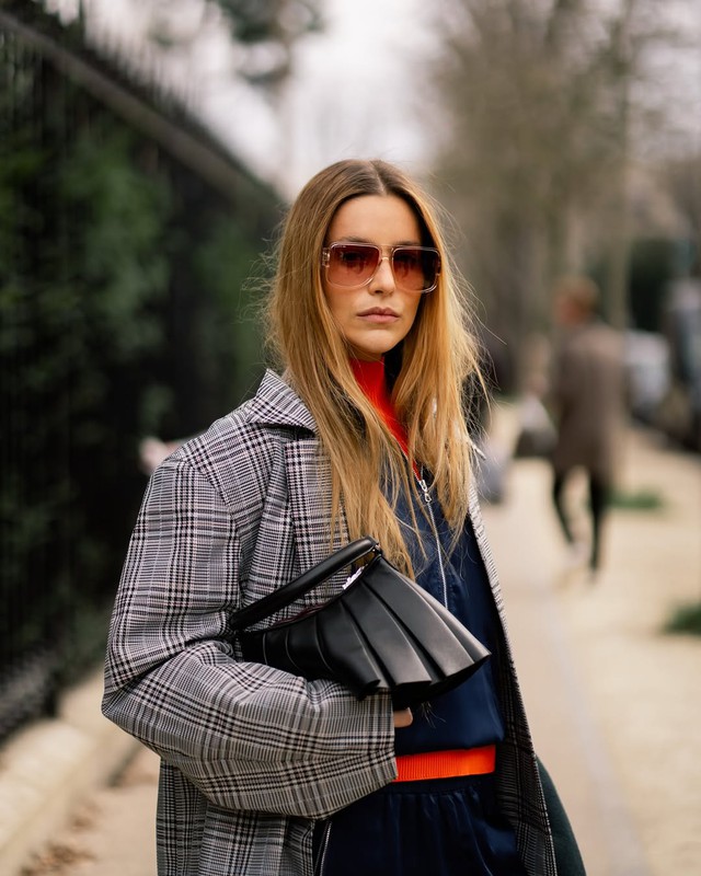 Những chiếc áo cổ lọ mỏng manh nhưng cực tinh tế và ấm áp  - Ảnh 4.