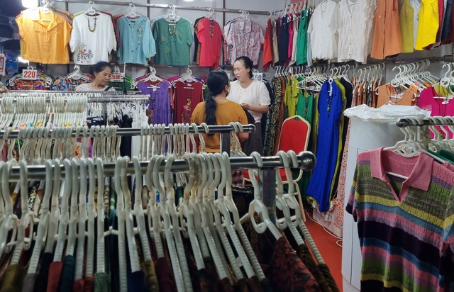 Hộ kinh doanh nộp thuế trên lãi: 'Không cẩn thận thuế còn cao hơn' - Ảnh 1.