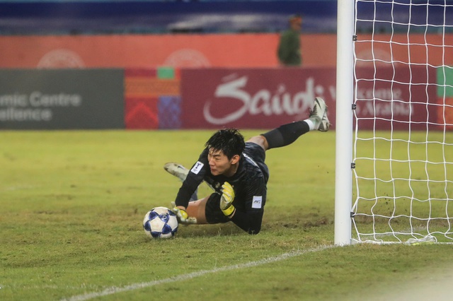 Đình Bắc lập công, CLB CAHN ngược dòng ngoạn mục hạ CLB Trung Quốc: Xuất sắc vào vòng 16 đội châu Á- Ảnh 2. Đình Bắc lập công, CLB CAHN ngược dòng ngoạn mục hạ CLB Trung Quốc: Xuất sắc vào vòng 16 đội châu Á- Ảnh 2.