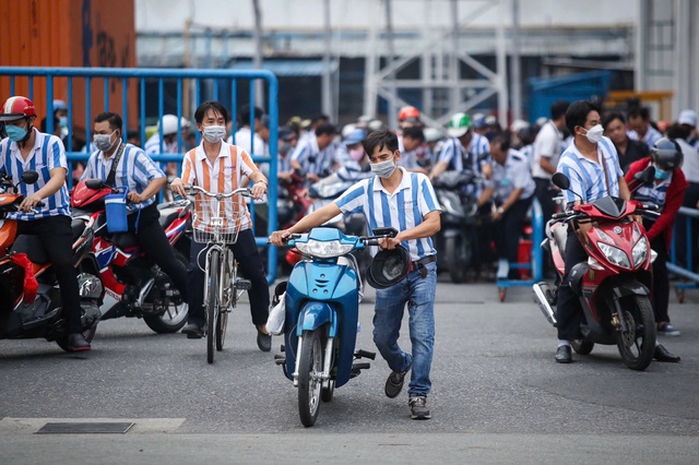 Hợp đồng lao động với tên gọi khác có đóng BHXH bắt buộc không?- Ảnh 1.