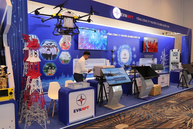 Triển l&atilde;m c&ocirc;ng nghệ quy m&ocirc; lớn nhất từ trước đến nay của ng&agrave;nh điện Việt Nam- Ảnh 8.