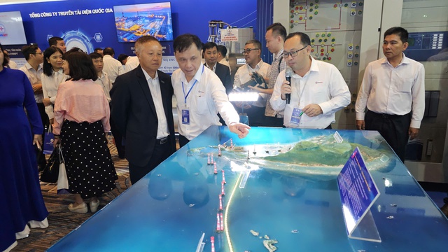 Triển l&atilde;m c&ocirc;ng nghệ quy m&ocirc; lớn nhất từ trước đến nay của ng&agrave;nh điện Việt Nam- Ảnh 6.