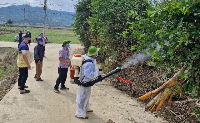 Giám đốc Sở Y tế Đồng Nai kể nghĩa tình đến vùng lũ Đắk Lắk- Ảnh 13. Giám đốc Sở Y tế Đồng Nai kể nghĩa tình đến vùng lũ Đắk Lắk- Ảnh 13.