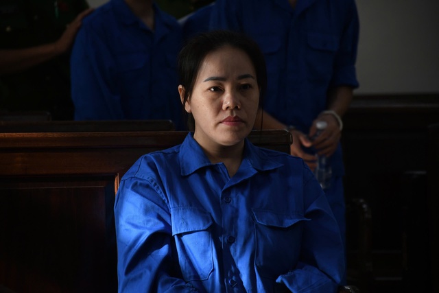 TAND tỉnh Đồng Nai xét xử vụ dùng xyanua đầu độc 4 người thân trong gia đình- Ảnh 1. TAND tỉnh Đồng Nai xét xử vụ dùng xyanua đầu độc 4 người thân trong gia đình- Ảnh 1.