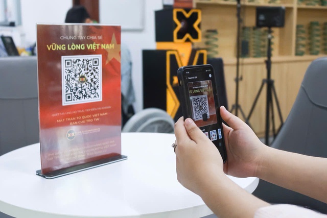 TP.HCM: Khách sửa xe bất ngờ khi toàn bộ tiền công được quyên góp cho vùng lũ- Ảnh 1. TP.HCM: Khách sửa xe bất ngờ khi toàn bộ tiền công được quyên góp cho vùng lũ- Ảnh 1.