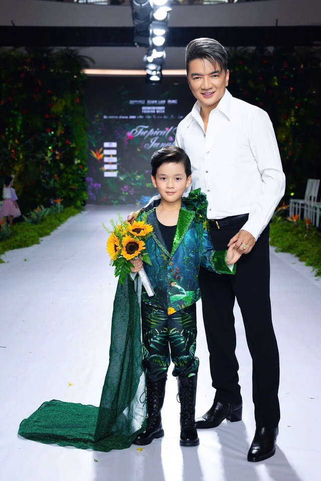 Đ&agrave;m Vĩnh Hưng: T&ocirc;i chấp nhận 'dẹp sạch' show nước ngo&agrave;i để được gần con - Ảnh 3.