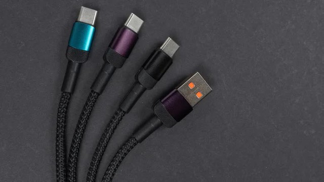 Điều gì xảy ra nếu cắm cáp USB 2.0 vào cổng USB 3.1?