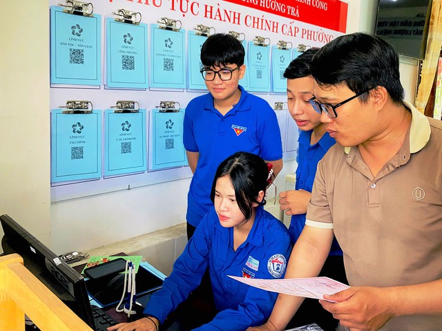 Người trẻ Đ&agrave; Nẵng trong ch&iacute;nh quyền th&ocirc;ng minh - Ảnh 1.