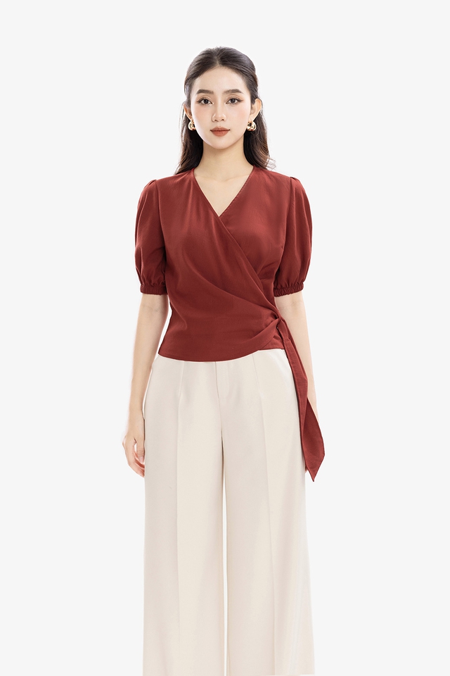 Áo buộc vạt nơ, ‘nút thắt’ thần kỳ biến áo cơ bản trở thành sành điệu- Ảnh 3.