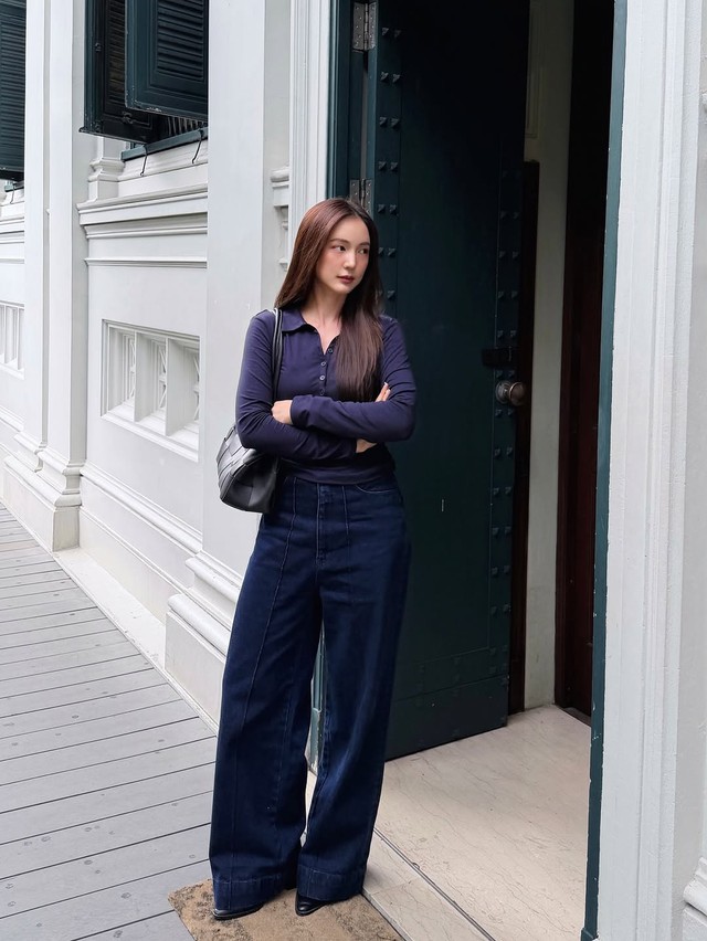 Quần ống rộng, váy dài và áo polo dệt kim, cặp đôi hoàn hảo của mùa- Ảnh 8.