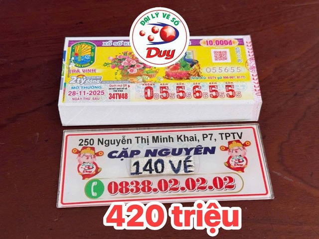 Cọc 140 tờ trúng xổ số miền Nam ngày 28 tháng 11: Khách nhận chuyển khoản ngay - Ảnh 1.