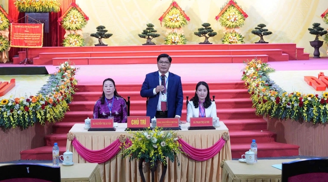 &Ocirc;ng Nguyễn Ch&iacute; T&agrave;i giữ chức Chủ tịch Ủy ban MTTQ Việt Nam TP.Huế - Ảnh 3.