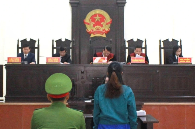 Chị g&aacute;i l&atilde;nh &aacute;n t&ugrave; v&igrave; chuyện mua b&aacute;n đất với người y&ecirc;u của em trai- Ảnh 1.