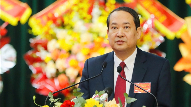 &Ocirc;ng Mai Văn Tuất t&aacute;i cử chức Chủ tịch Ủy ban MTTQ Việt Nam tỉnh Ninh B&igrave;nh - Ảnh 1.