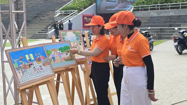 Bình đẳng giới và an toàn cho phụ nữ và trẻ em gái trong kỷ nguyên số - Ảnh 4.