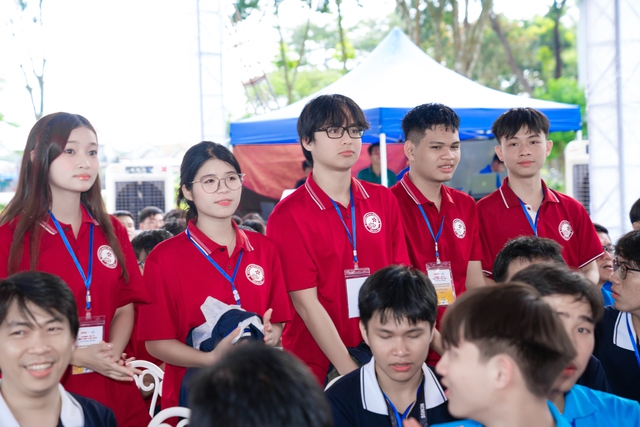 43 đội tuyển tham gia Cuộc thi Olympic vật lý sinh viên toàn quốc lần thứ 27 - Ảnh 1.