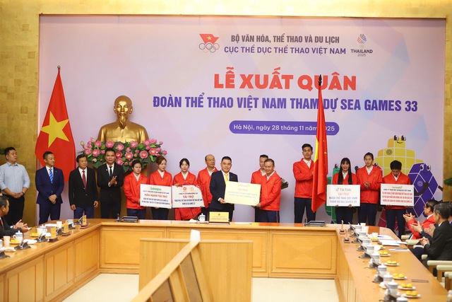 Thủ tướng Phạm Minh Chính chúc đoàn thể thao Việt Nam viết tiếp trang sử vàng chói lọi tại SEA Games 33- Ảnh 14.