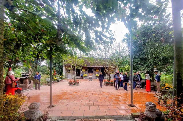 Ly kỳ h&agrave;nh tr&igrave;nh t&igrave;m 2 tượng cổ đền Thần- Ảnh 4.