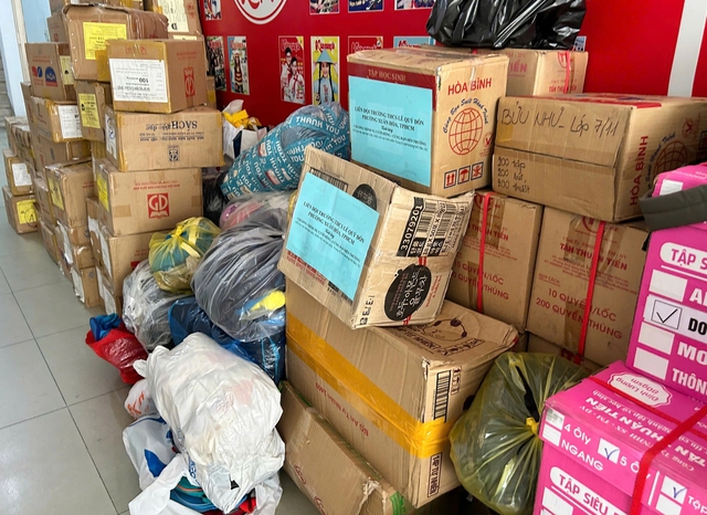 C&oacute; tập vở chưa d&ugrave;ng tới, h&atilde;y mang đến những điểm n&agrave;y - Ảnh 6.