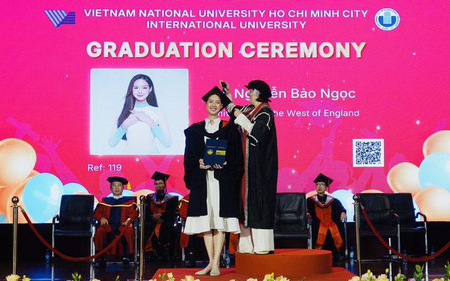 Hoa hậu tốt nghiệp loại giỏi trường thành viên ĐH Quốc gia TP.HCM - Ảnh 2.