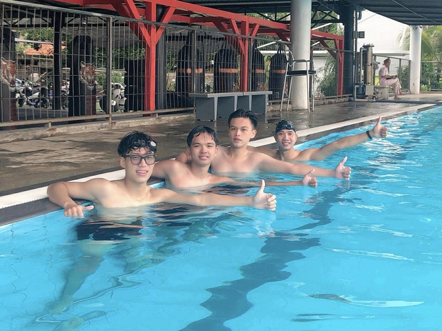 Khỏe cuối tuần: Chăm sóc 'vườn tâm' từ làn nước xanh - Ảnh 2.