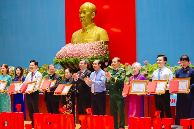 Chủ tịch Nguyễn Văn Được: Người d&acirc;n lu&ocirc;n l&agrave; trung t&acirc;m của mọi ch&iacute;nh s&aacute;ch ph&aacute;t triển- Ảnh 3.